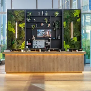 https://innside-by-melia-amsterdam.amsterdamhotelsnl.com